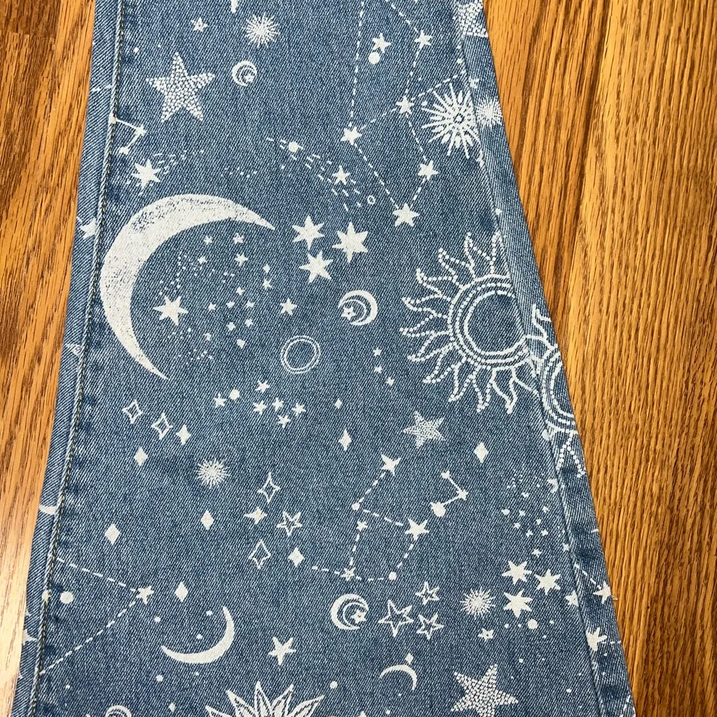 Super Cool Juny Celestial Whimsigoth Flare Jeans! Blue Size 28 - Image 7