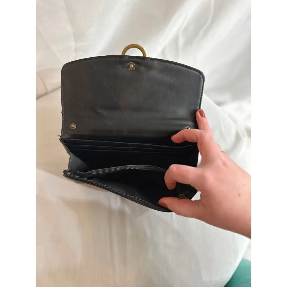 Black wallet with gold clasp Black - Image 2