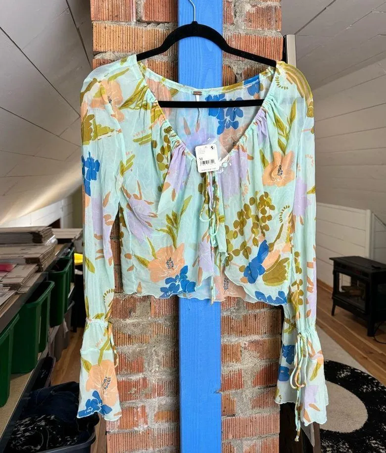 NWT Free People of Paradise Top - Image 2