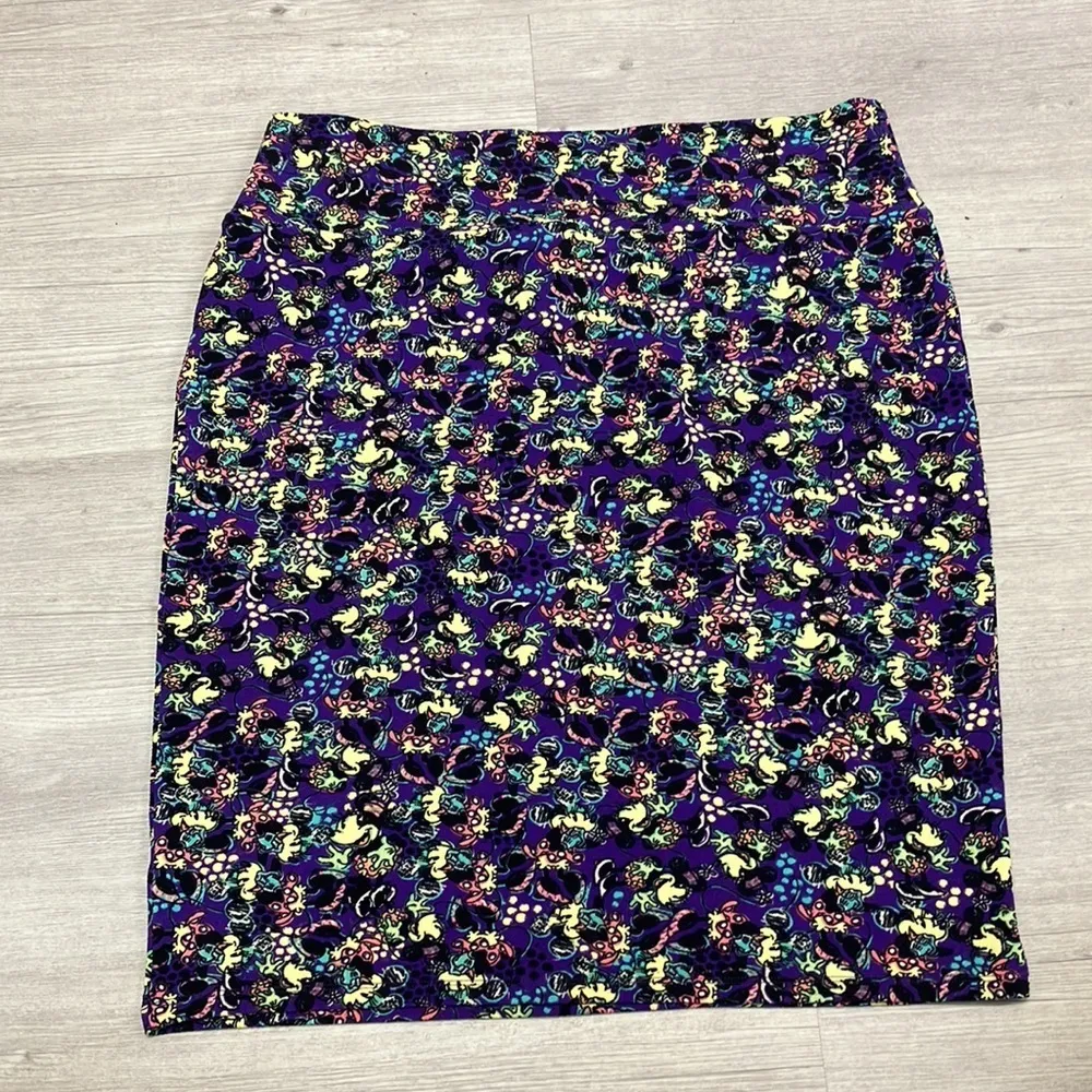 LulaRoe Minnie Mouse Pencil Skirt Size: 3XL - Image 2