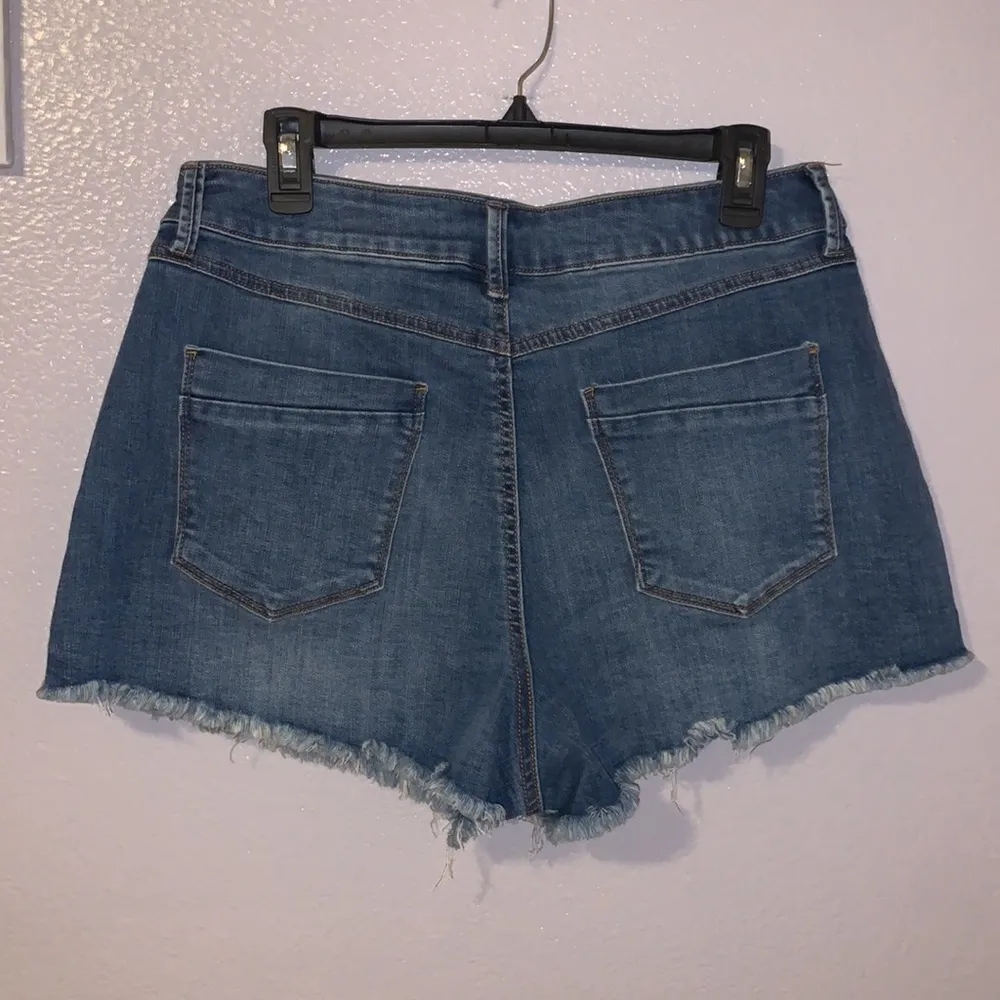 REWASH NWT  peace love eco the mom short vtg reunion super high rise jean shorts - Image 4