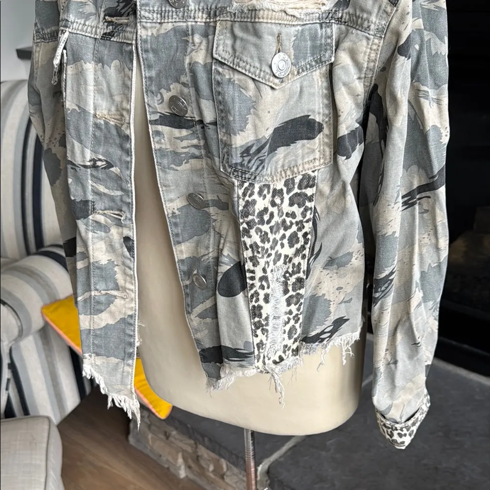 POL Gray and Tan Utility Jackets - Image 4