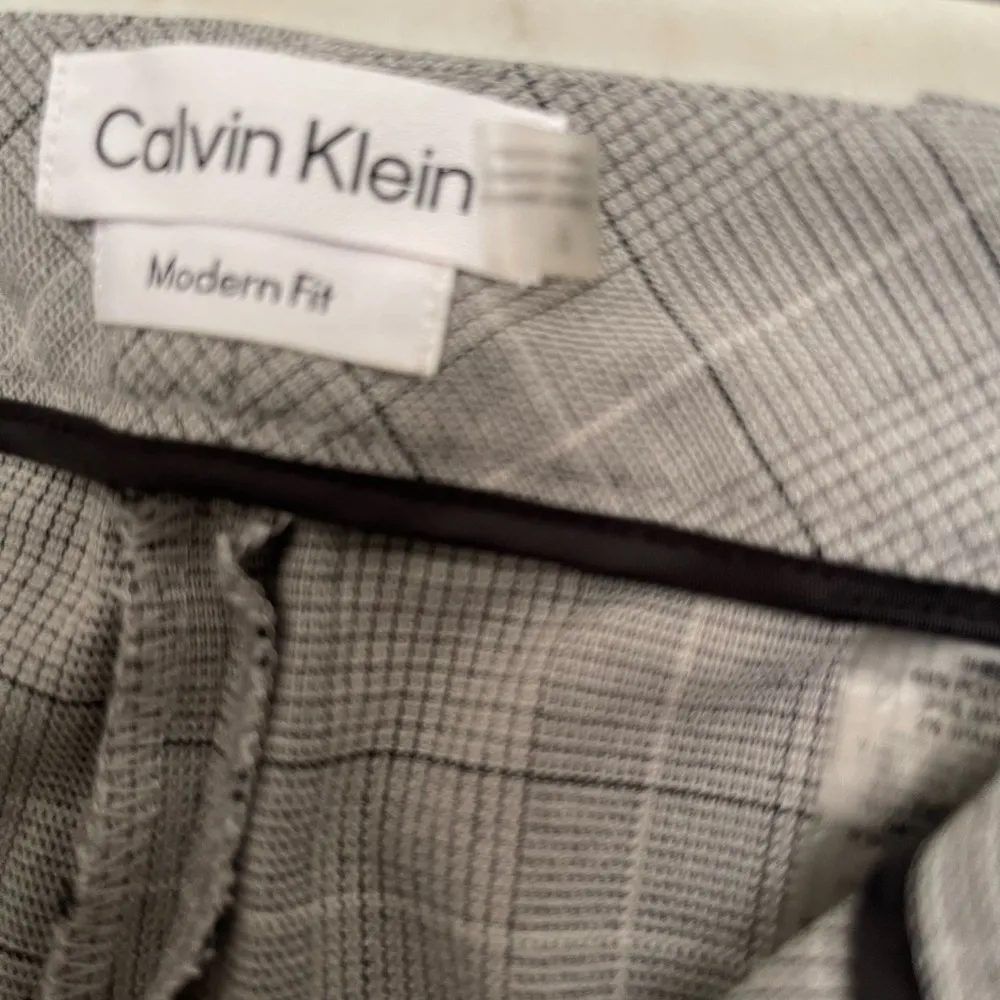 Calvin Klein  woman’s trousers - Image 5