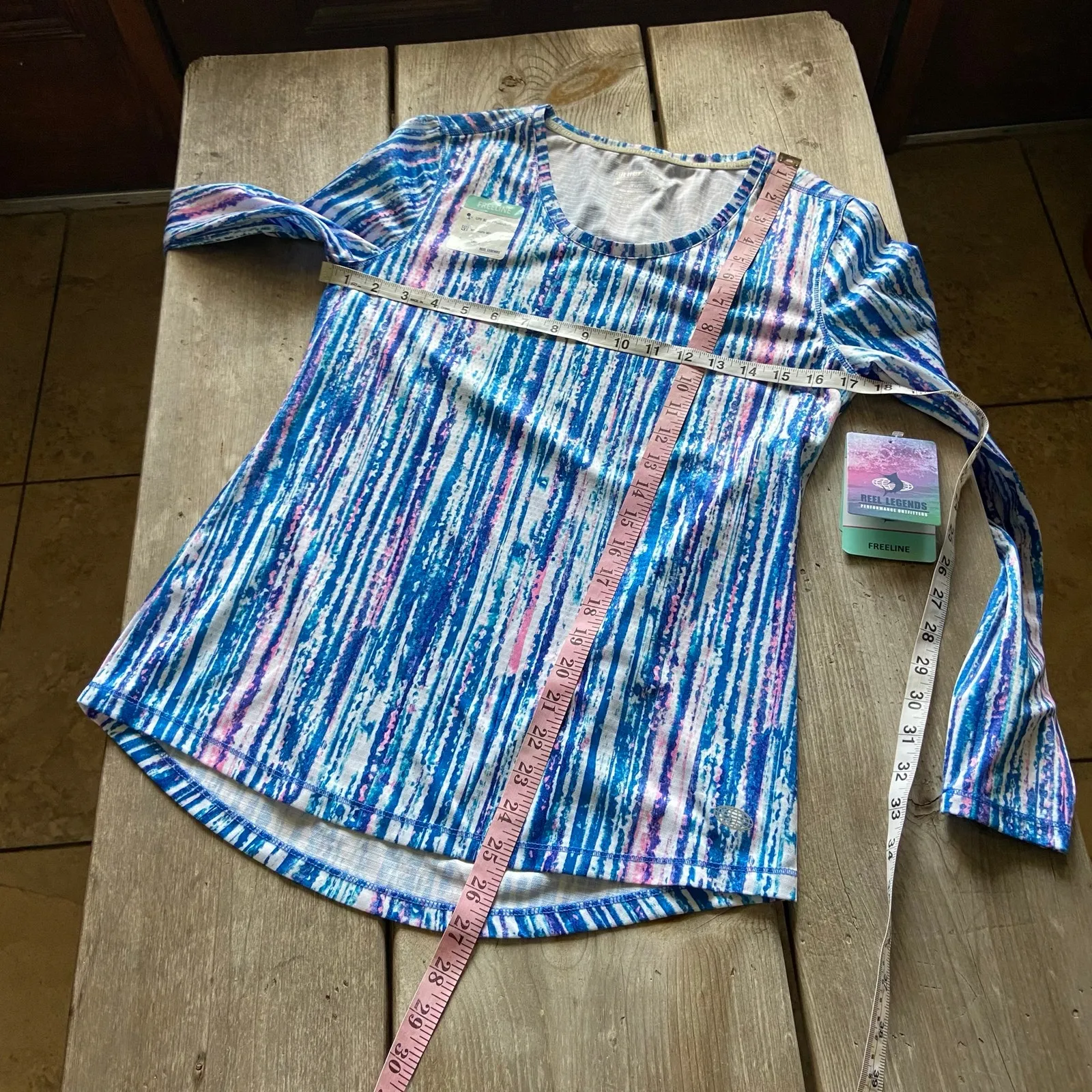 Reel‎ Legends Womens Top Size Small Glowing Lines Money Blue NEW - Image 4