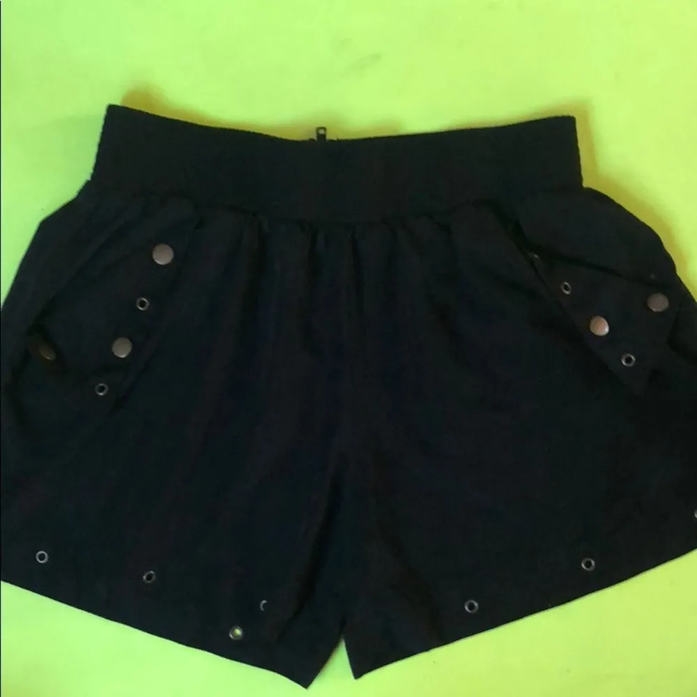Apostrophe‎ Black Shorts - Image 8