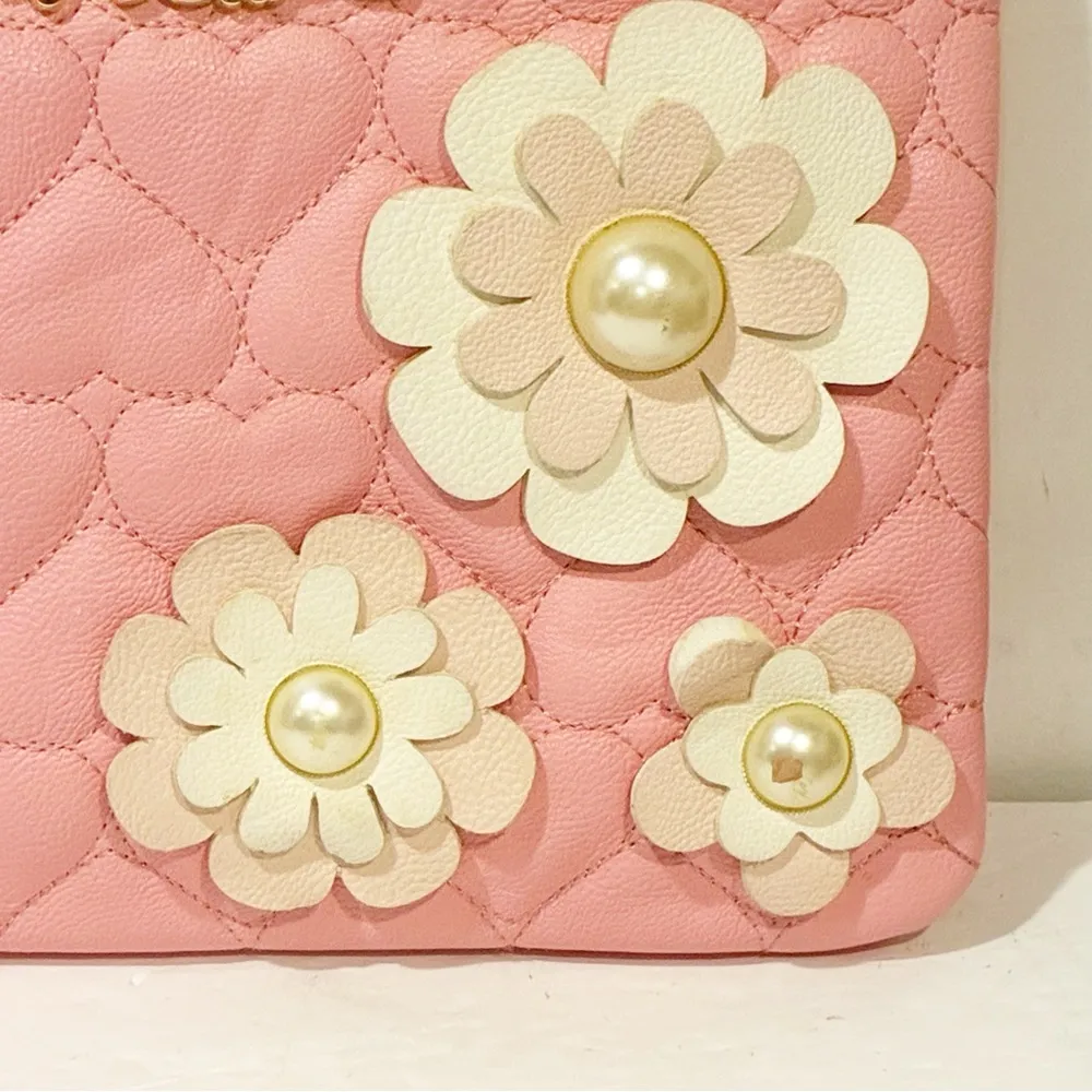 Betsey Johnson Pink Clutch White Flowers and Pearls Appliqué Wristlet - Image 2