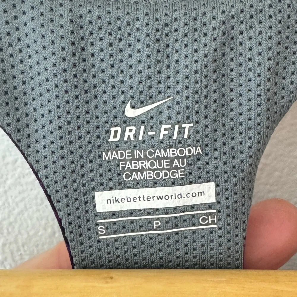 • Nike • Women’s Workout Tank Size Small - Image 3