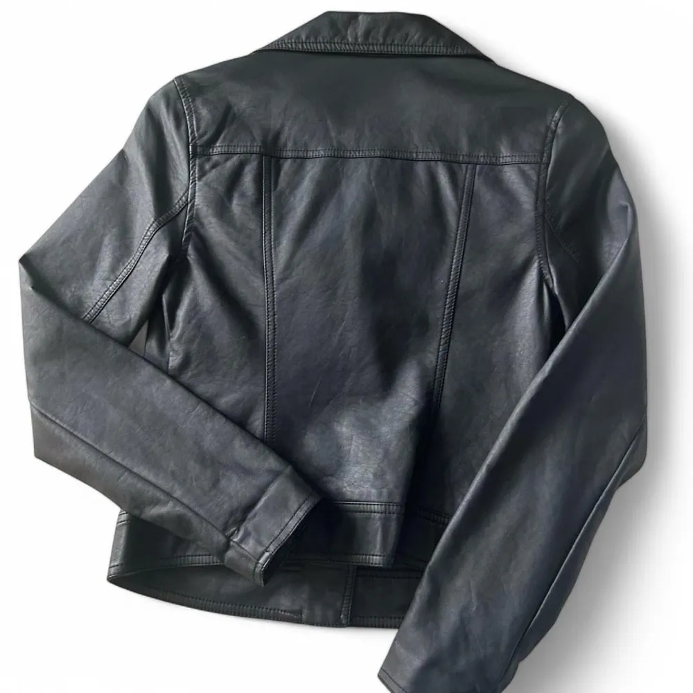 Old Navy Faux-Leather Moto Jacket - XS - Smooth & Stylish! - Image 4