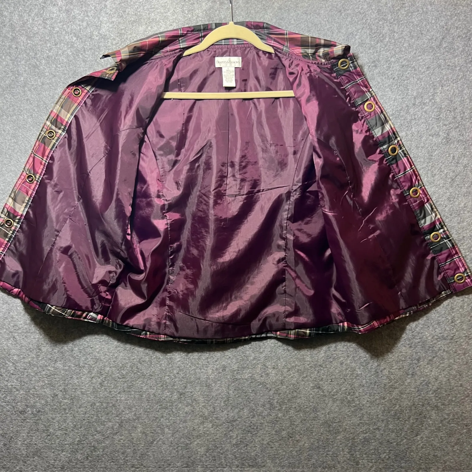 Drapers & Damons Plaid Sleeveless Vest Size L Collared Button Front Pockets Purple Size L - Image 6