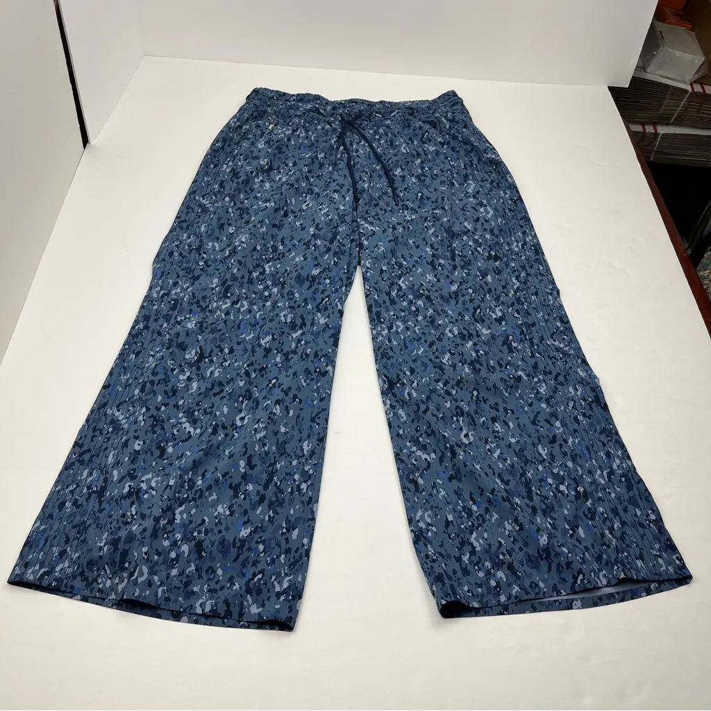 Athleta Avenue Printed Wide Leg Crop Pant Allure Navy‎ Blue Womens SZ 8 Athletic - Image 3