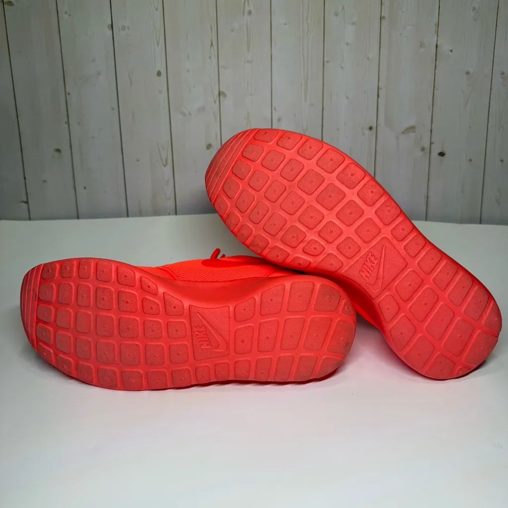 Nike Roshe One Running Shoes Total Crimson 844994-802 Women's Shoe - Image 5
