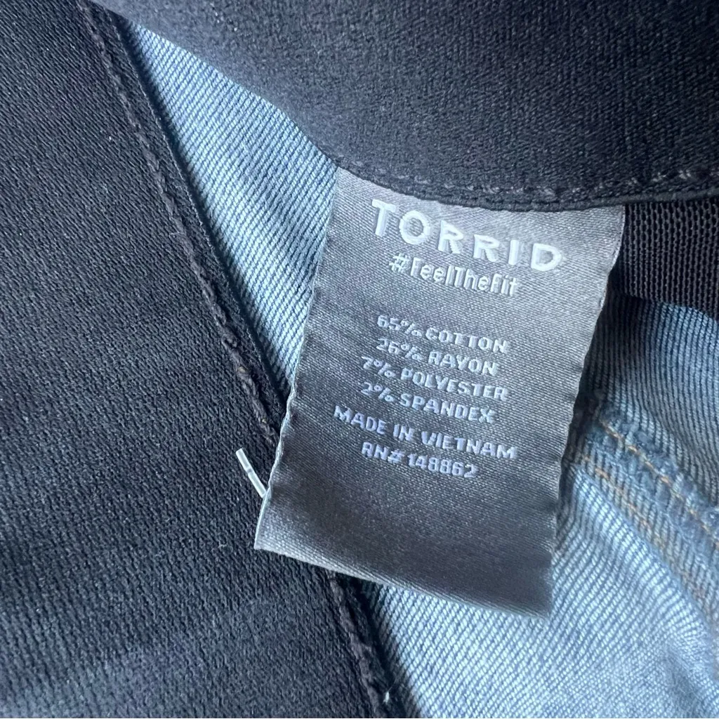 Torrid Womens Plus Size Bombshell Skinny Jeans Premium Stretch Blue Denim Sz 22R - Image 8