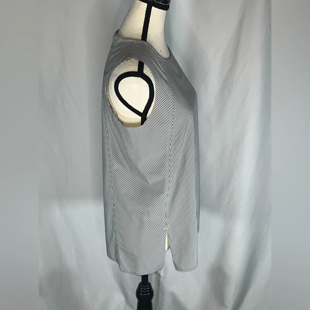 Athleta Striped Sleeveless Tank Top w/Raglan Style Shoulders & Side Slits - Image 4