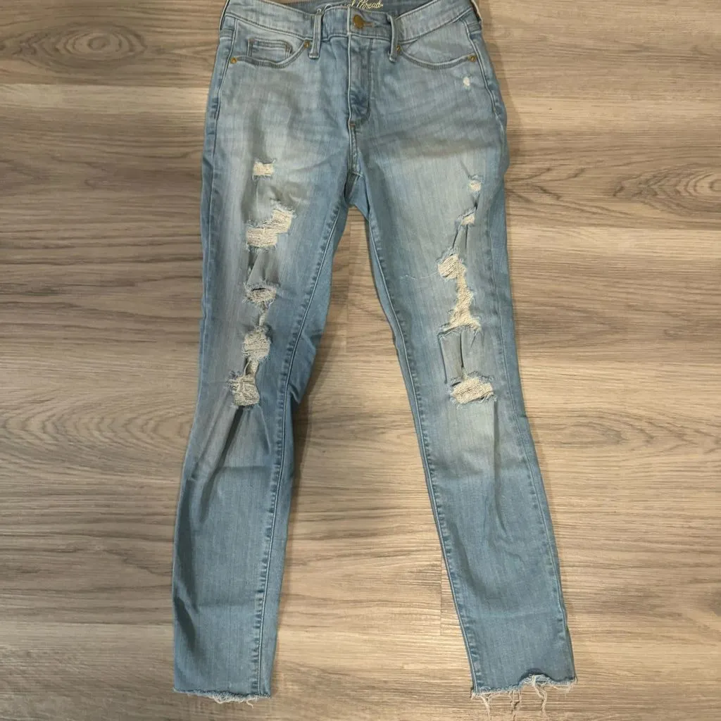 3 pair Jeans bundle size 4-one pair is 4 short - Image 6
