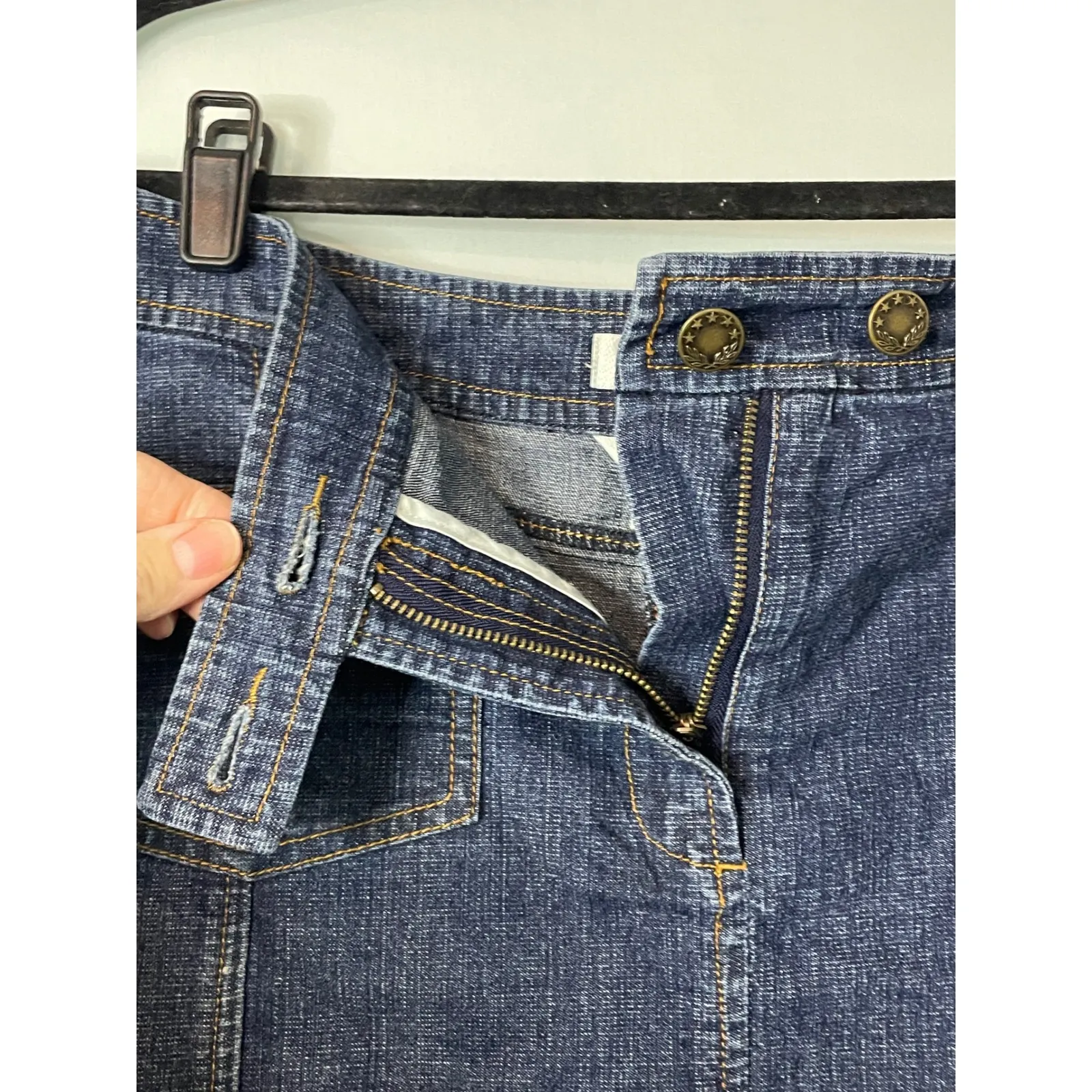 Christopher & Banks Women's Size 10 Dark Wash Denim A Line Skirt Stretch Midi - Image 5