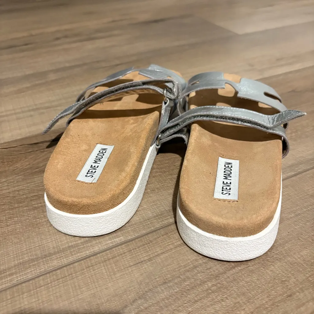 Steve Madden Mayven‎ Leather Slide Sandals Silver Size 8 - Image 3