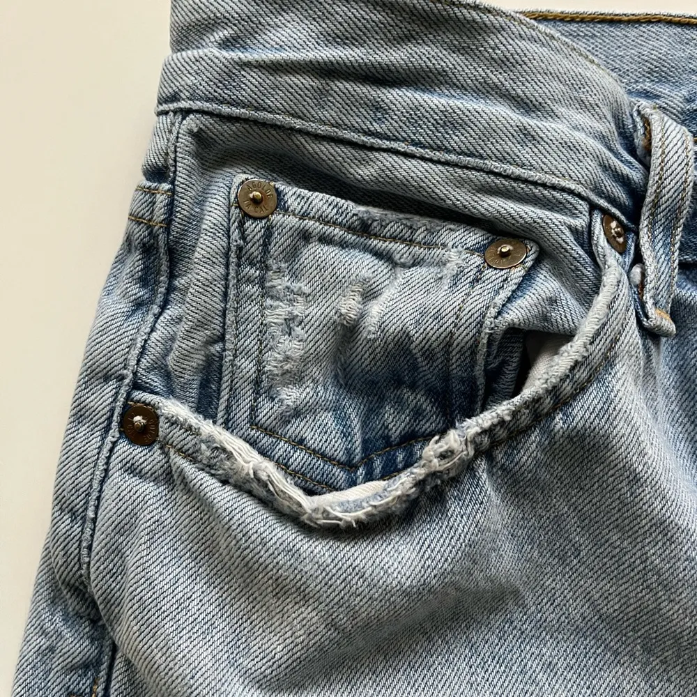 Agolde Riley Straight Leg Distressed Jeans - Image 15