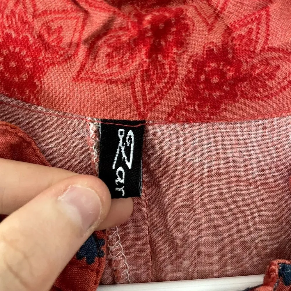 Zara Basic red 3/4 sleeve floral button down dress comfortable vintage design - Image 3