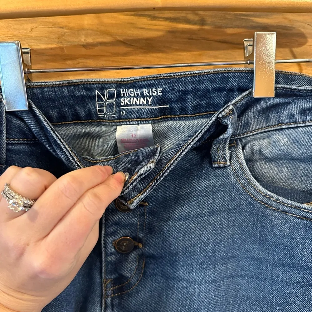 No Boundaries High Rise Skinny Distressed Button Fly Jeans - Image 3