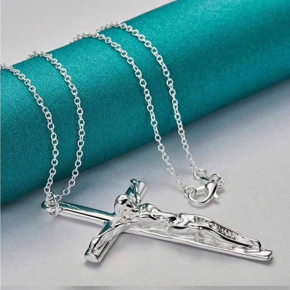 925 Sterling Silver Cross Pendant Necklace - Image 2