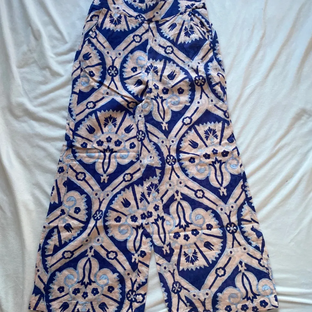 pink and floral European travel vacation wide leg pants Blue Size XS - Image 2