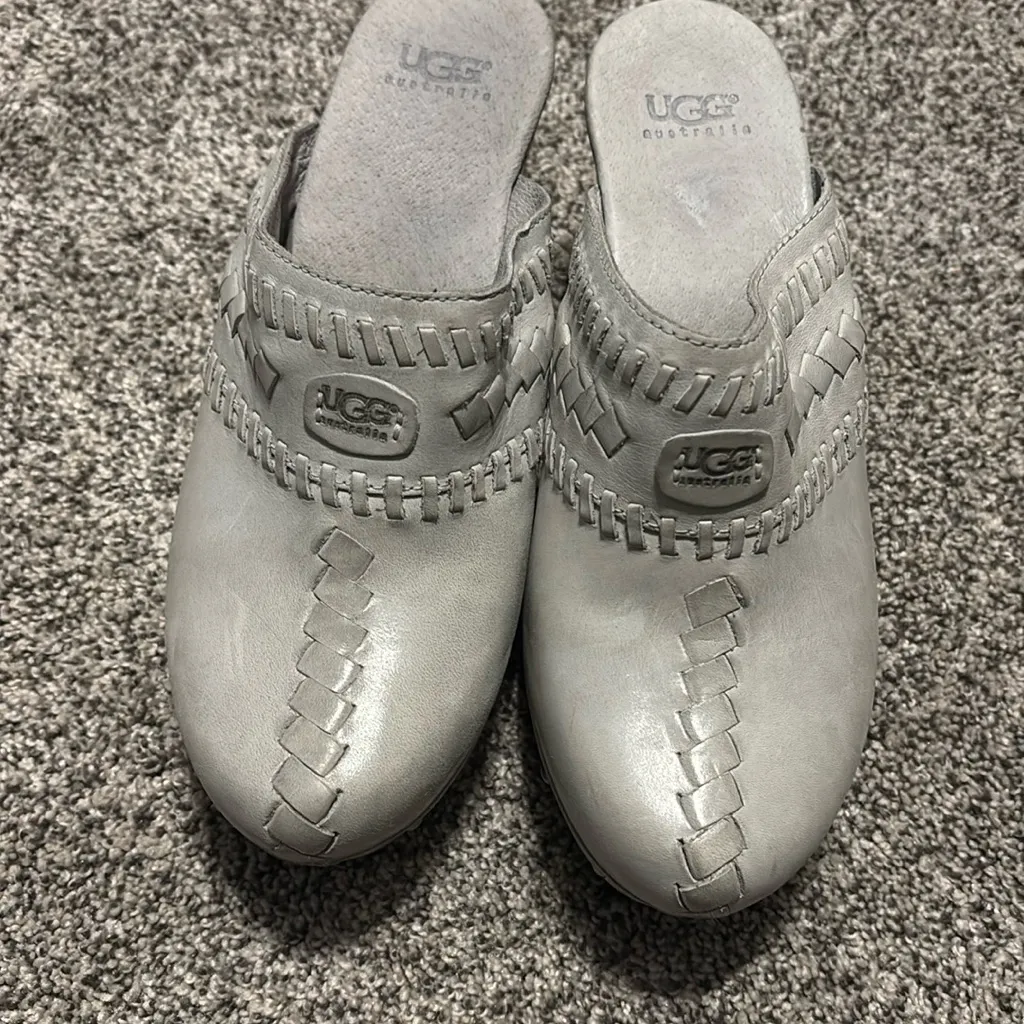 UGG Women's Gray Woven Mules - Image 2