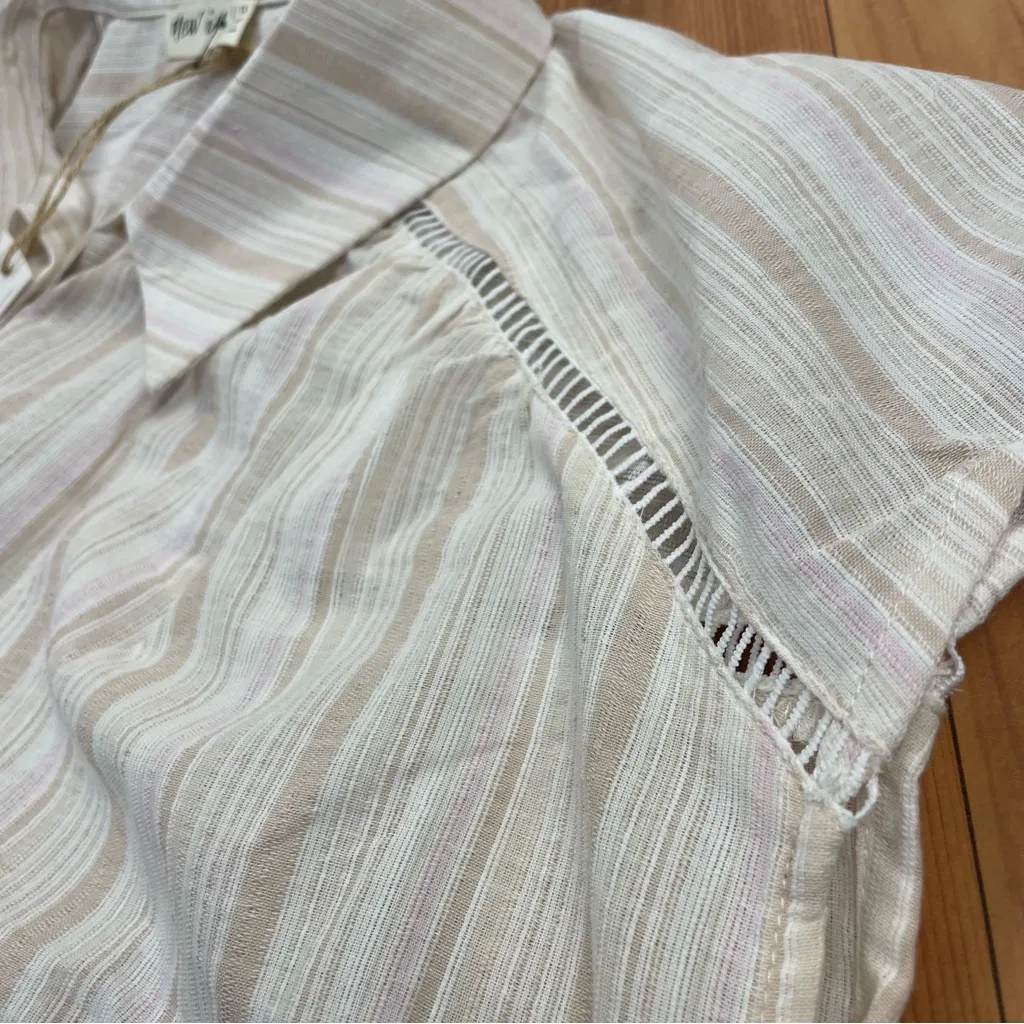 New In Very J Women’s Cap Sleeve Button-Up Blouse Stripe New 1X Neutral - Image 10