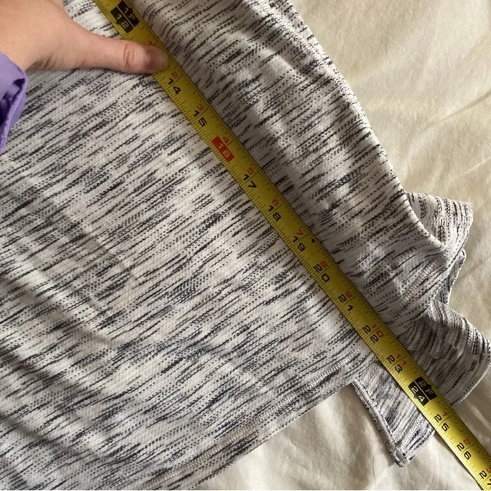 Lululemon Beat the Heat Long Sleeve Tie Back Top Tiger Space Dye Black White 6 - Image 8