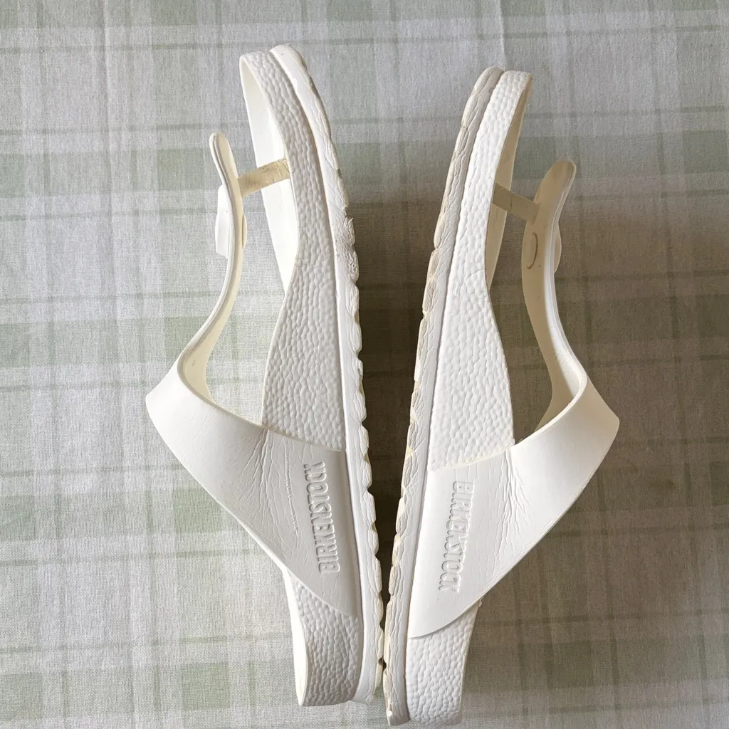 Birkenstock White Thong Sandals - Image 6