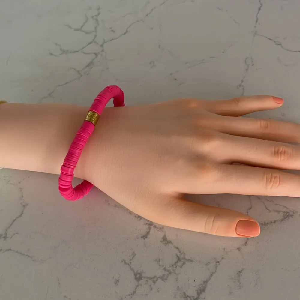 Handmade Hot Pink Elastic Bracelet - Image 3