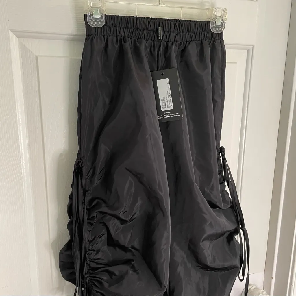 PrettyLittleThing Joggers Black shell ruched leg New Adjustable Straps Size 2 - Image 3