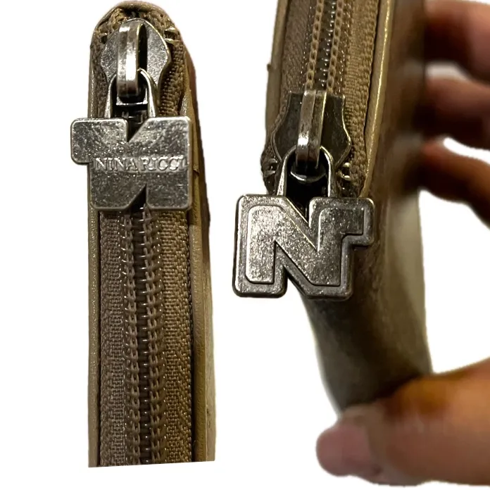 Authentic NINA RICCI Vintage Leather Long Wallet Gray - Image 2