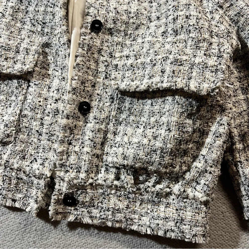 H&M Grey White Tweed Cargo Jacket Collared Size Medium EUC - Image 3