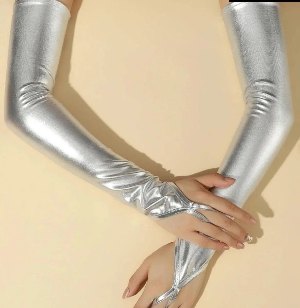 Starfire and Robin Halloween Costume - Image 2