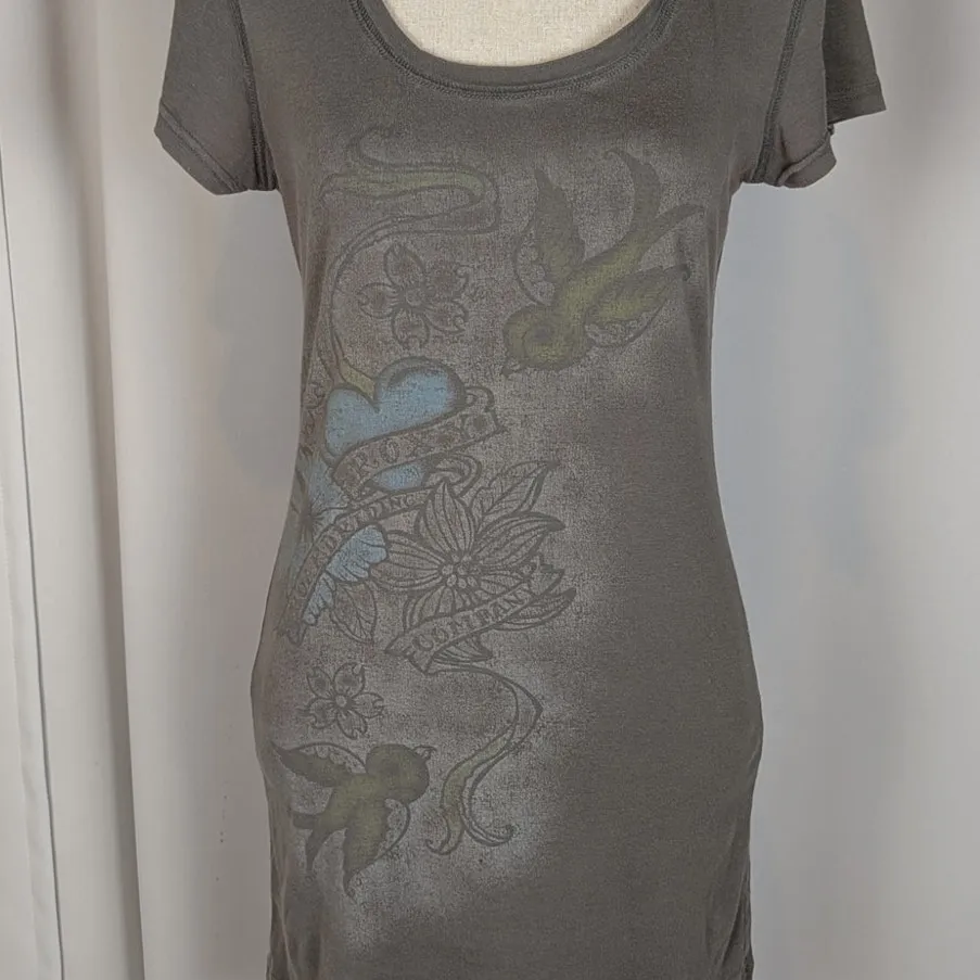 Roxy Tattoo Graphic Tee Shirt Women’s Small - Image 10