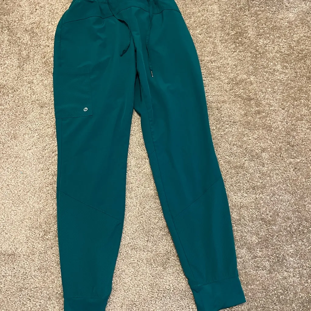Barco one‎ woman’s jogger scrub pants small Green - Image 3
