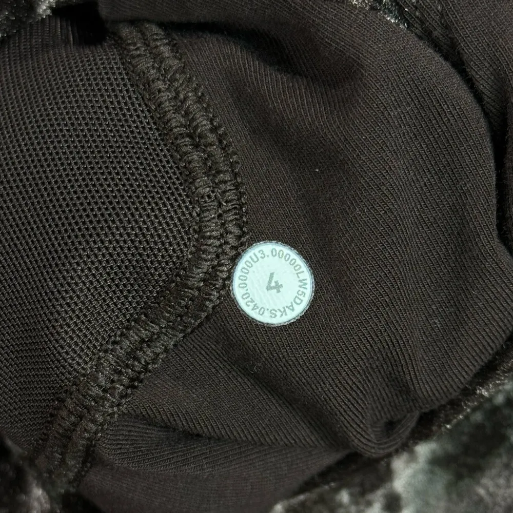 RARE! NWOT Limited Edition  Crushed Velvet Track Suit Set - Image 12