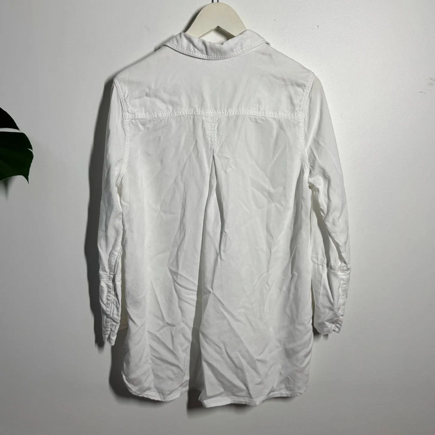 Cloth & Stone Anthropologie Top Women M White Button Up Tencel Preppy Old Money - Image 2