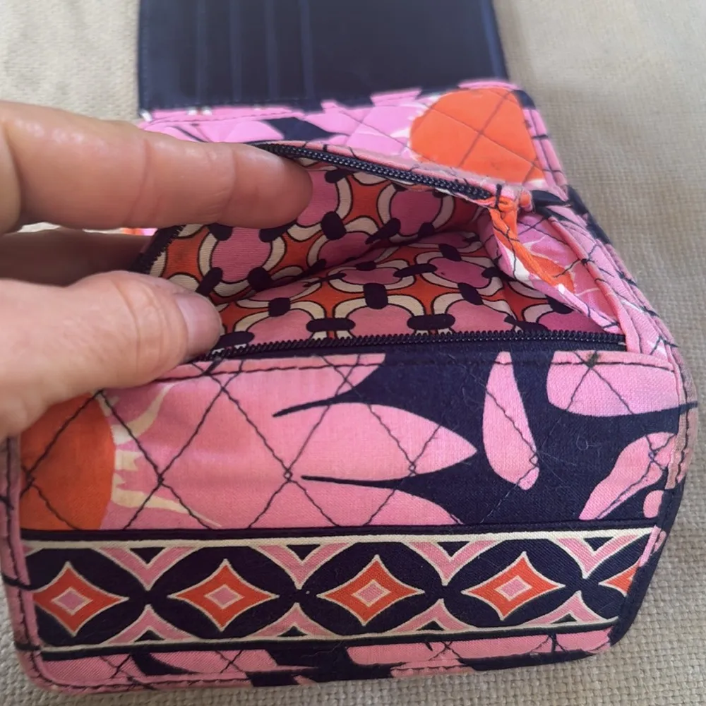 Vera Bradley Pink Patterned Women's Bag - Image 4