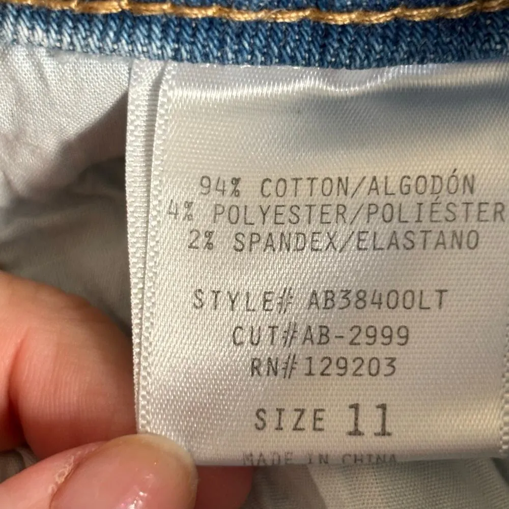 Cello Light Wash Wide Flare Jeans Size 11 Patchwork Panel Raw Hem Y2K Style - Image 11