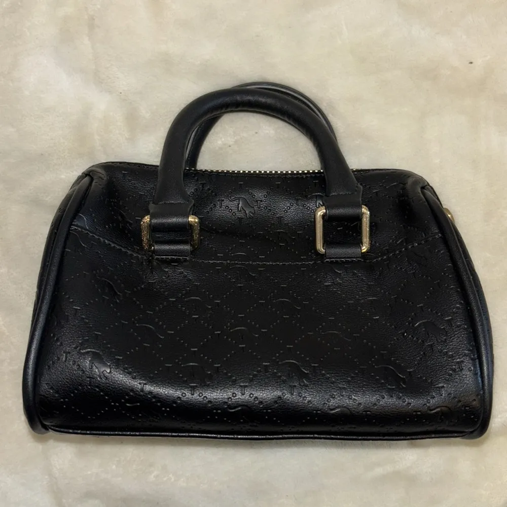 TOPSHOP BRAND MINI BAG VEGAN LEATHER CROSSBODY STRAPS INSIDE ONE POCKET OUSIDE - Image 2