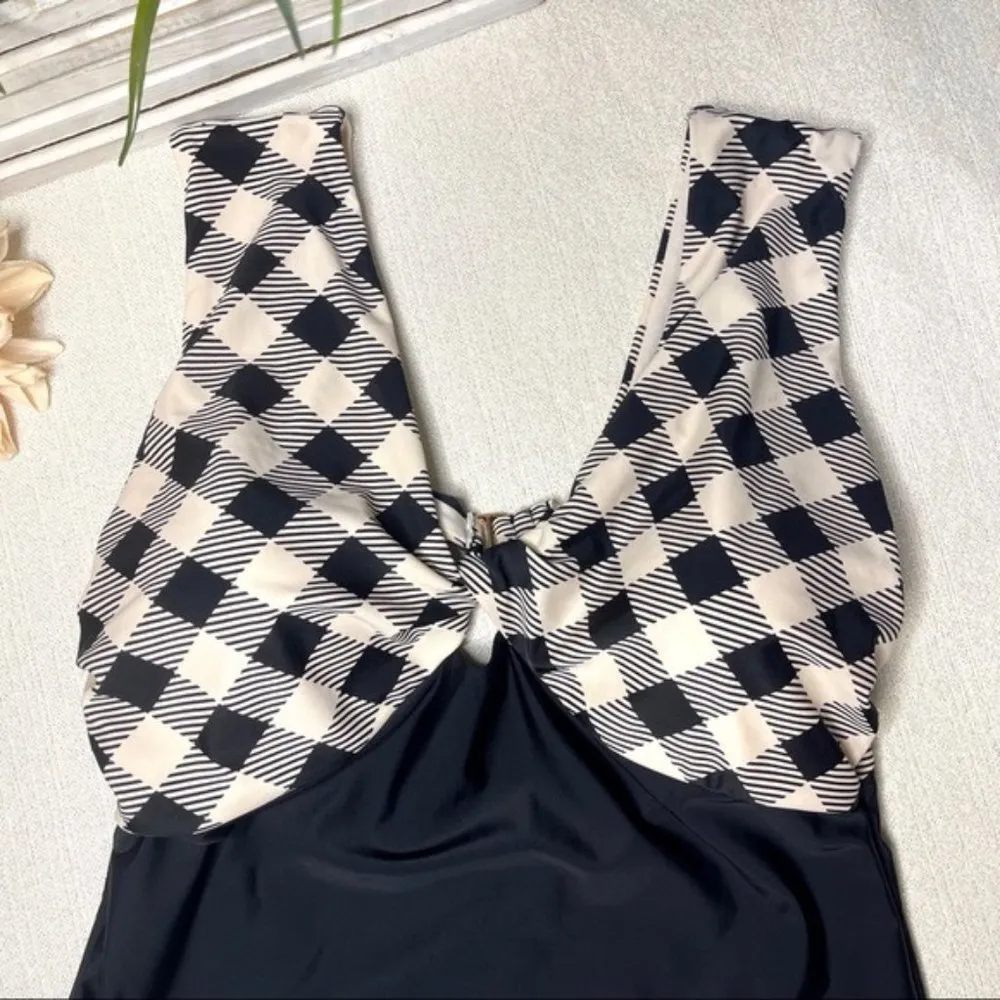 Raisins Curve Gaia Black & White Houndstooth Plaid Slimming Swimsuit New - Image 5