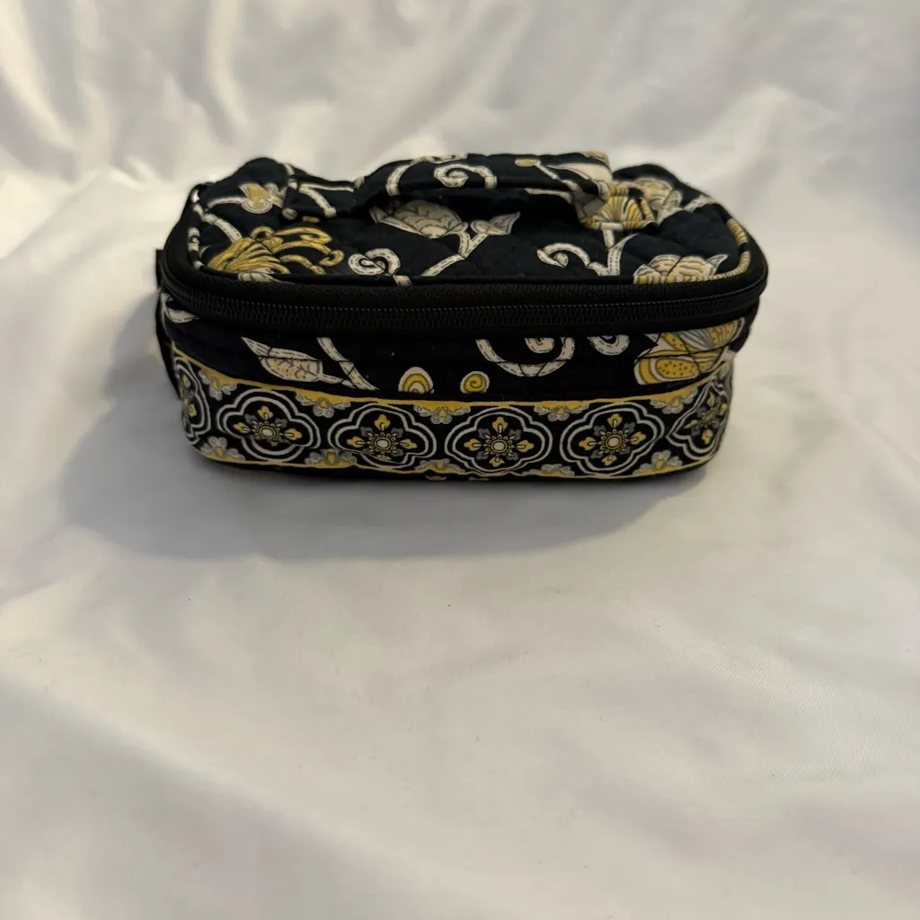 EUC Vera Bradley Fold Out Multi-compartment Cosmetic Bag - Image 5