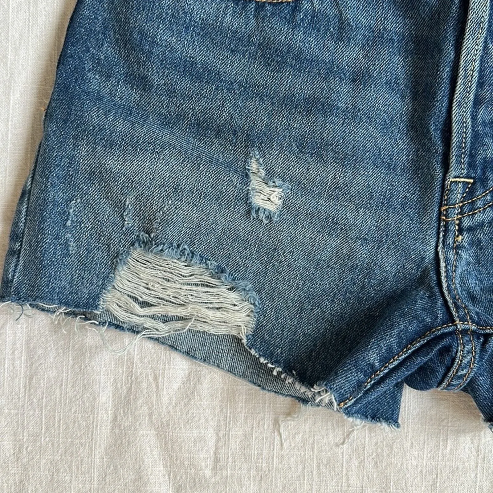 Free‎ People We the free denim cut off Shorts Distressed Size 25 - Image 3