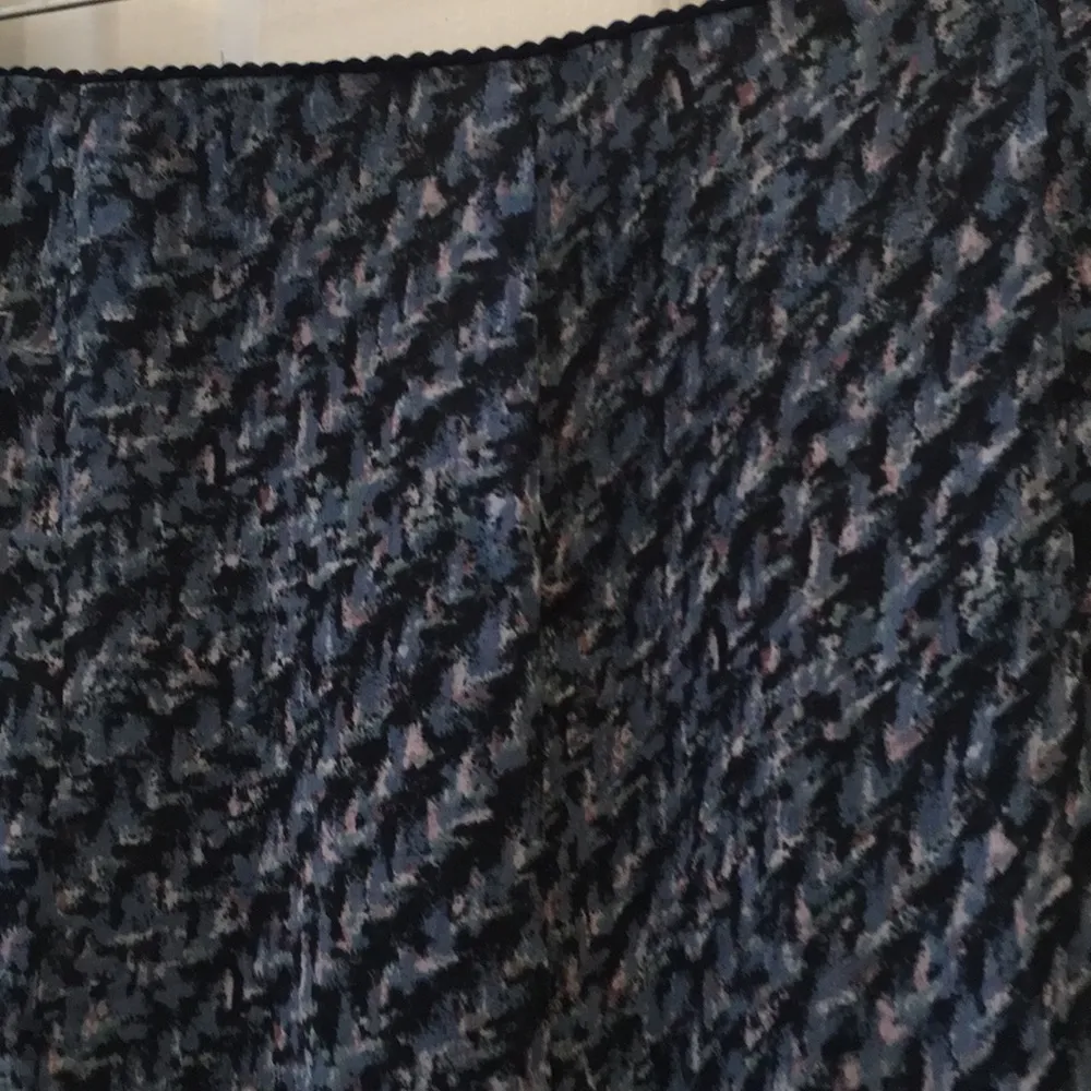 FINAL MARKDOWN Ladies sag harbor skirt 14 - Image 2