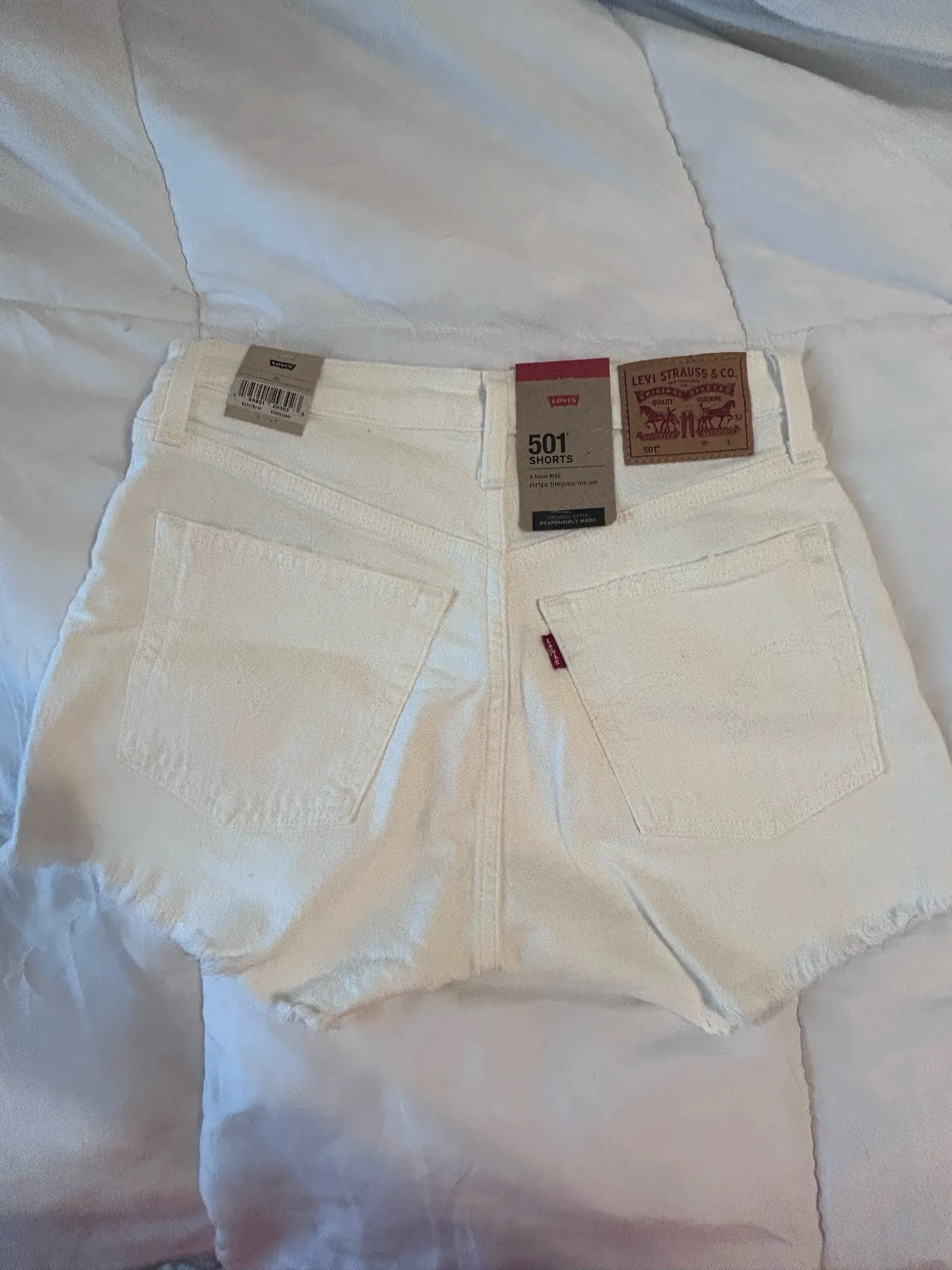Levi’s 501 Shorts - Image 3