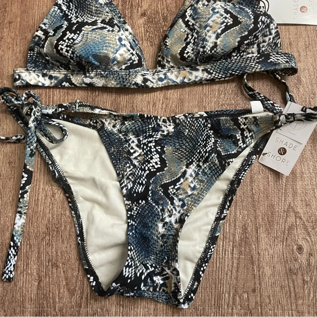 Shade & Shore NWT  Blue Green Snake Skin Triangle Bralette Bikini Set Size Medium - Image 6