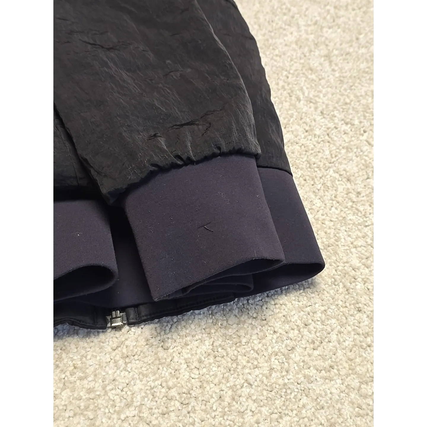 Lululemon Womens Reversible Non Stop Quilted Bomber‎ Jacket Black Sz 2 - Image 12