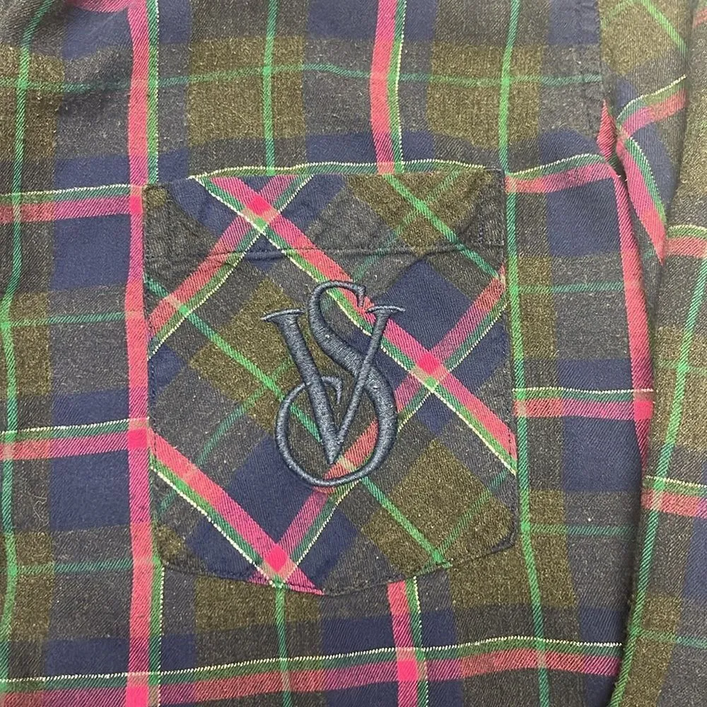 Victoria’s Secret Blue Plaid Two Piece Pajama Set- Button Down Pull-On-Med Short - Image 15