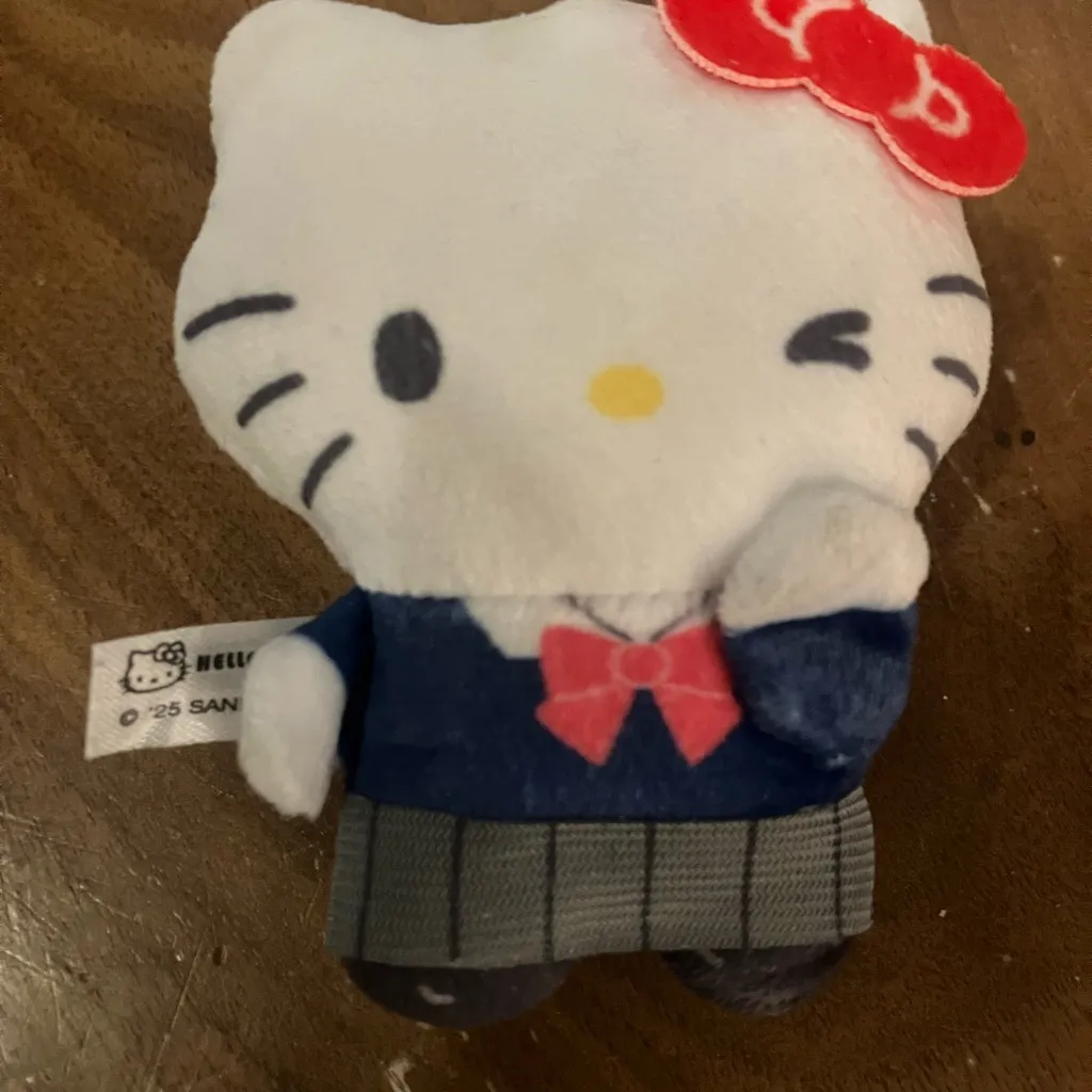 Hello Kitty Bag Charm - Image 2